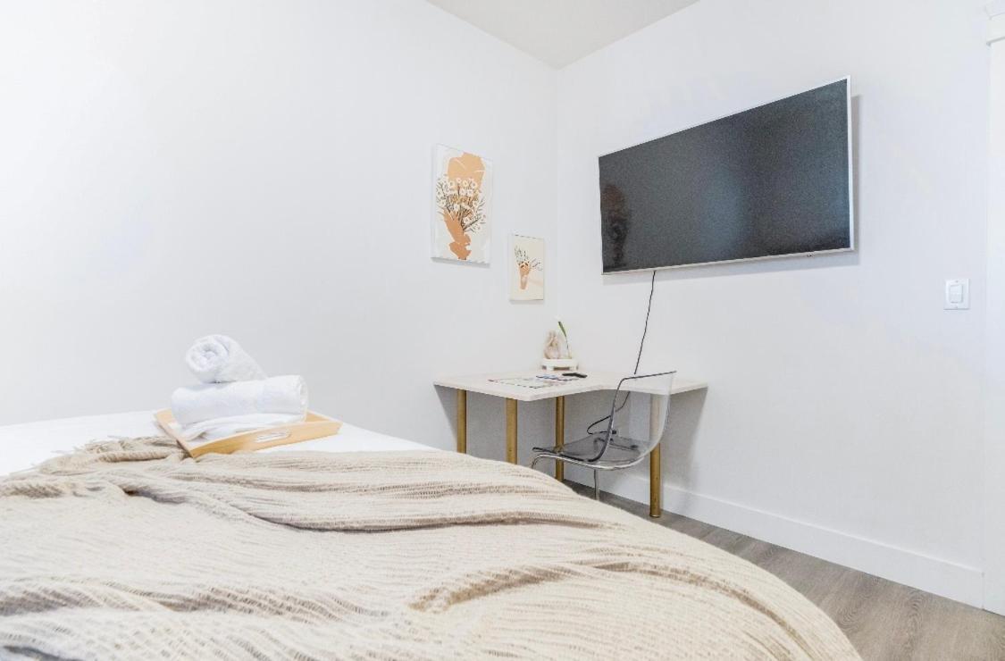 Si & Daniel Home Near Yvr Airport & Skytrain Separate Entry Free Parking Richmond Exterior photo